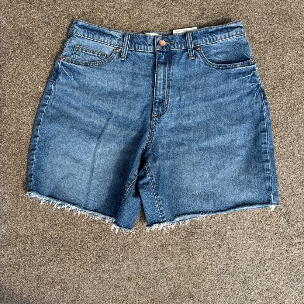 Universal Thread Goods Co., Bermuda Jean Shorts, Size 12/31R